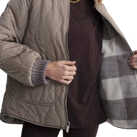 VARLEY Reno Reversible Jacket (2025) - Picture 3 of 3